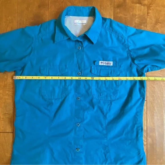Columbia Blue Casual Button Down Shirt - Picture 12 of 16